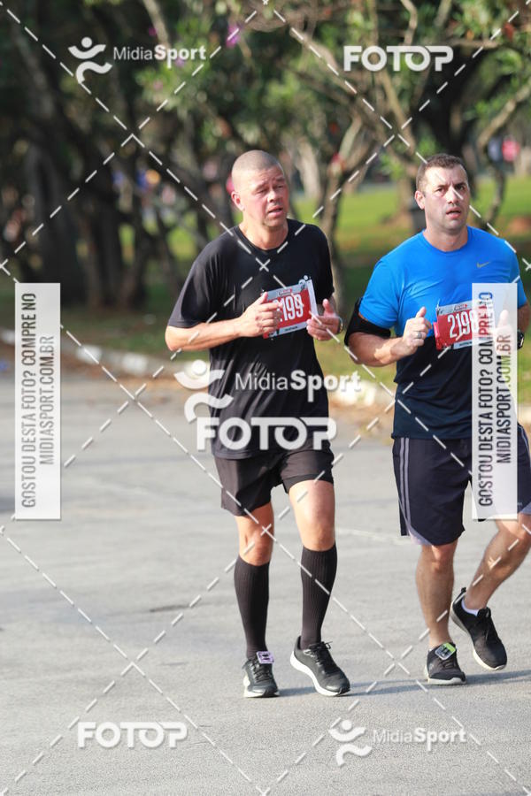 Buy your photos of the event10 Milhas 2018 - S�o Paulo on Fotop