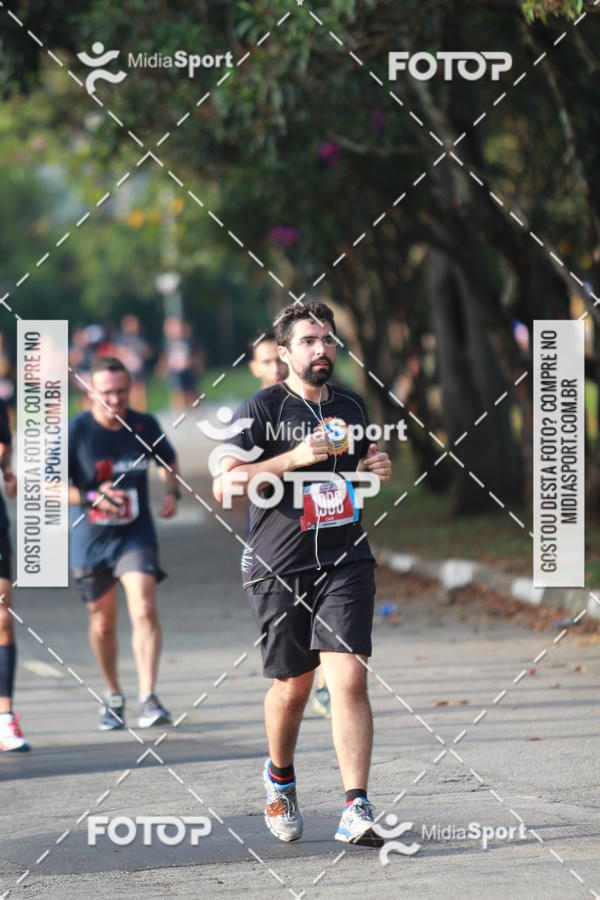 Buy your photos of the event10 Milhas 2018 - S�o Paulo on Fotop