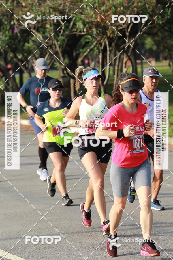 Buy your photos of the event10 Milhas 2018 - S�o Paulo on Fotop