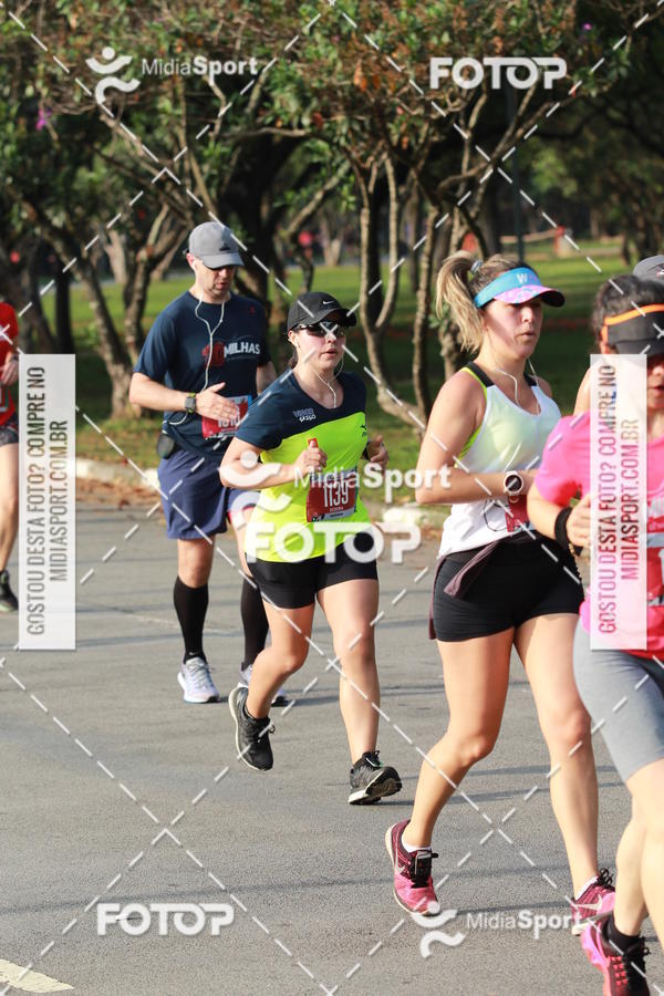 Buy your photos of the event10 Milhas 2018 - S�o Paulo on Fotop