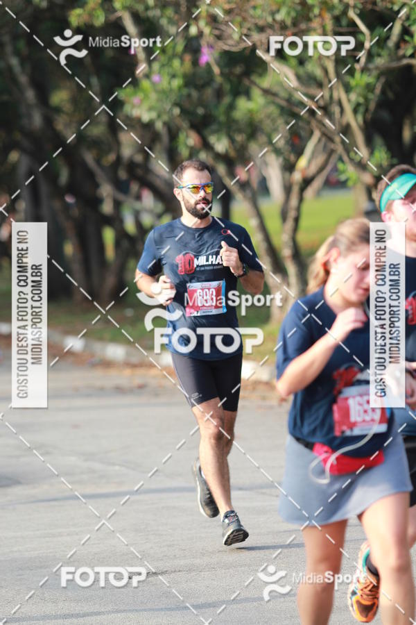 Buy your photos of the event10 Milhas 2018 - S�o Paulo on Fotop