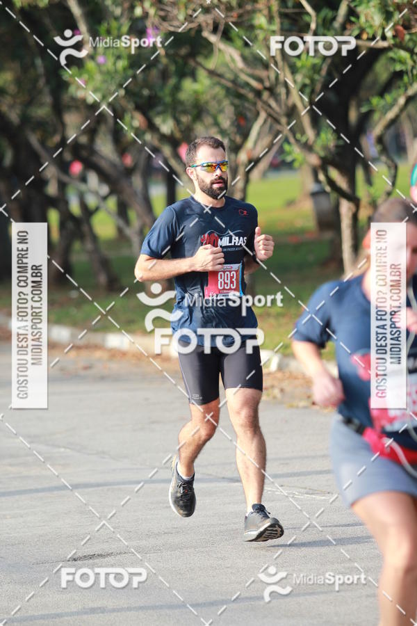 Buy your photos of the event10 Milhas 2018 - S�o Paulo on Fotop