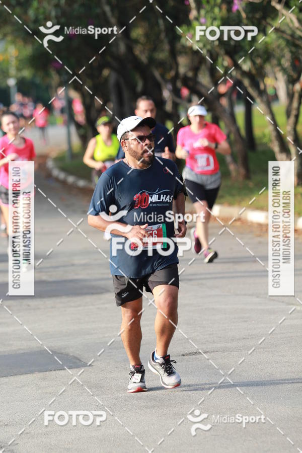 Buy your photos of the event10 Milhas 2018 - S�o Paulo on Fotop