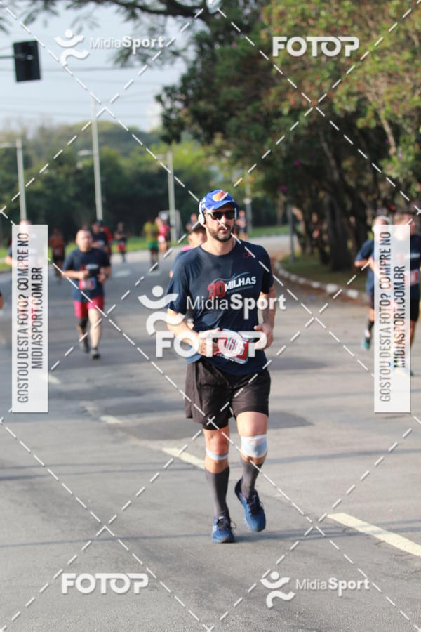 Buy your photos of the event10 Milhas 2018 - S�o Paulo on Fotop