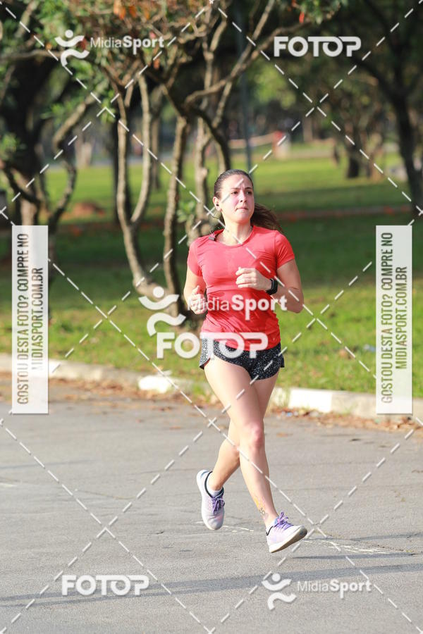 Buy your photos of the event10 Milhas 2018 - S�o Paulo on Fotop