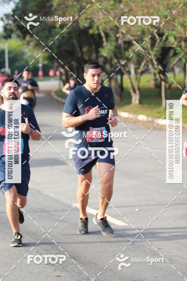 Buy your photos of the event10 Milhas 2018 - S�o Paulo on Fotop