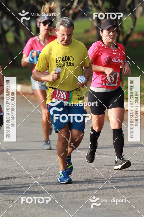 Buy your photos of the event10 Milhas 2018 - S�o Paulo on Fotop