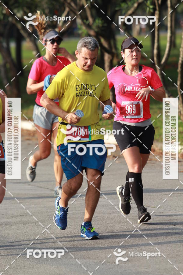 Buy your photos of the event10 Milhas 2018 - S�o Paulo on Fotop