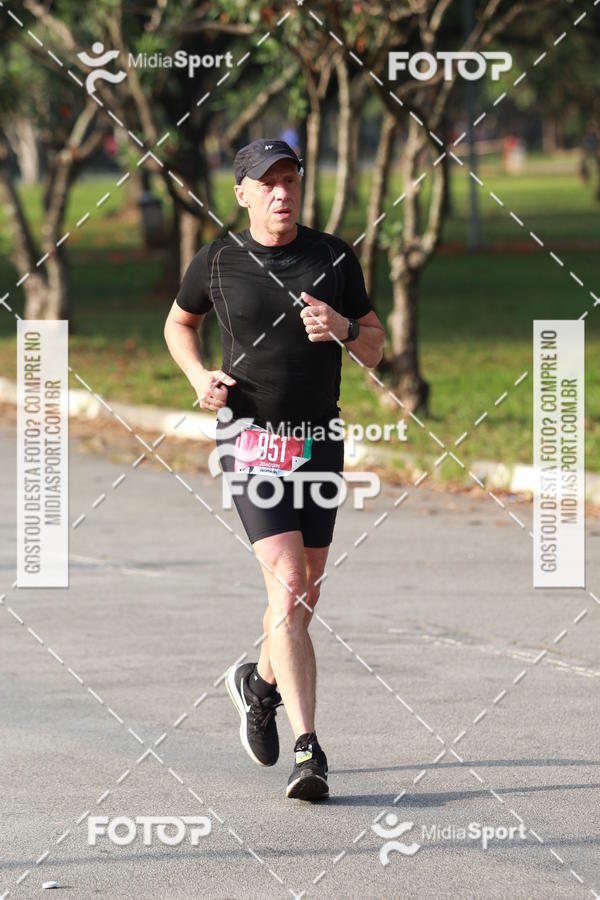 Buy your photos of the event10 Milhas 2018 - S�o Paulo on Fotop