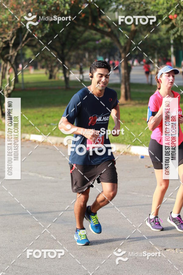 Buy your photos of the event10 Milhas 2018 - S�o Paulo on Fotop