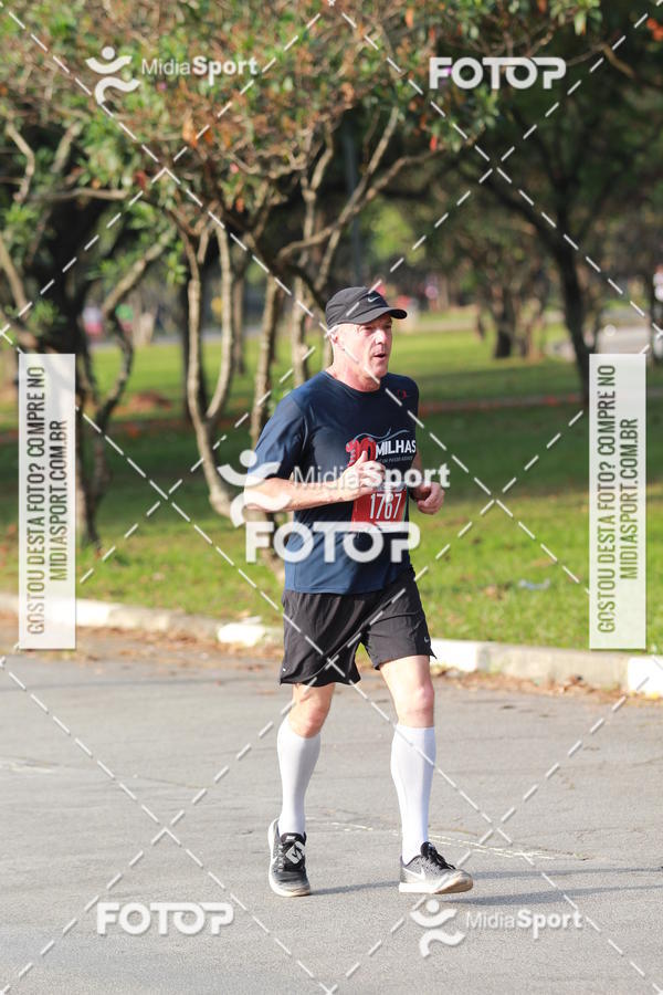 Buy your photos of the event10 Milhas 2018 - S�o Paulo on Fotop