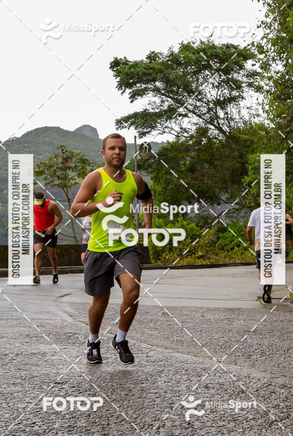 Buy your photos of the event1� Virada Carioca Run on Fotop