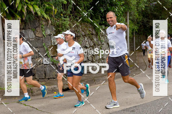 Buy your photos of the event1 Virada Carioca Run on Fotop