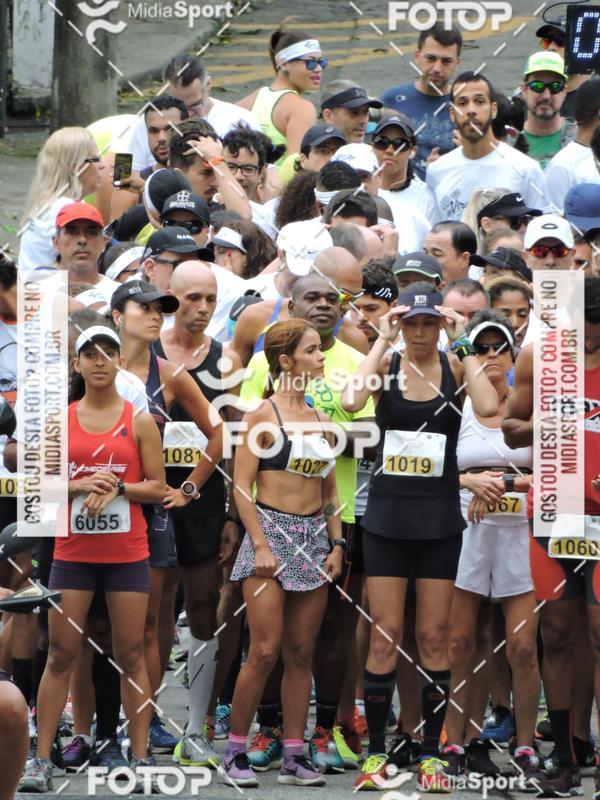 Buy your photos of the event1 Virada Carioca Run on Fotop