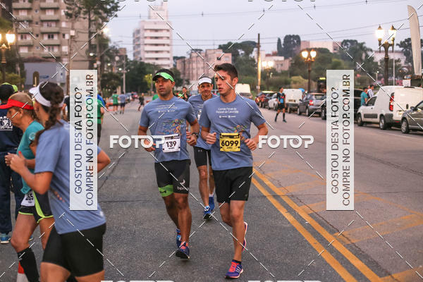 Buy your photos of the eventMeia Maratona Internacional de Curitiba 2018 on Fotop