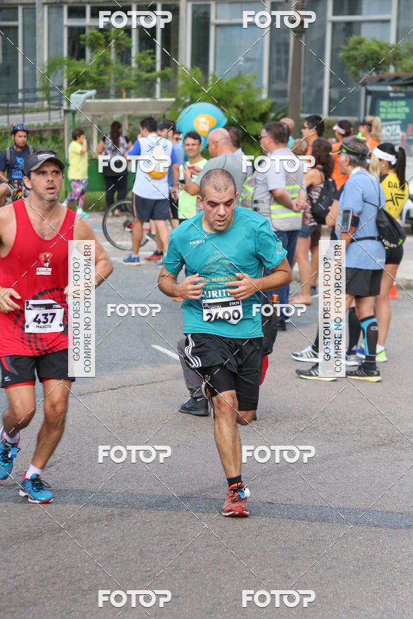 Buy your photos of the eventMeia Maratona Internacional de Curitiba 2018 on Fotop