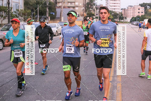 Buy your photos of the eventMeia Maratona Internacional de Curitiba 2018 on Fotop