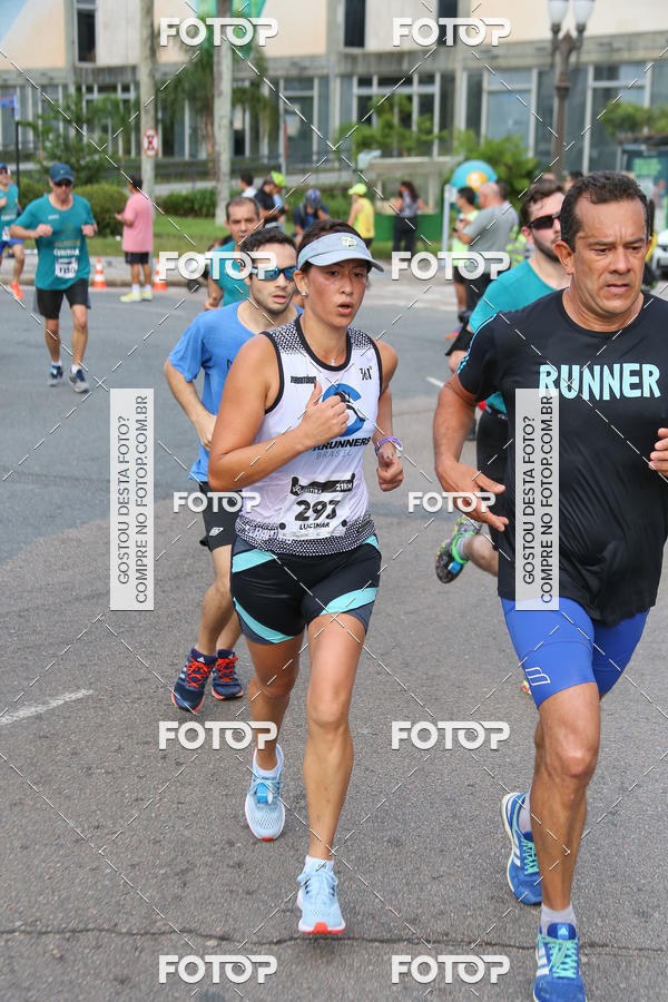 Buy your photos of the eventMeia Maratona Internacional de Curitiba 2018 on Fotop
