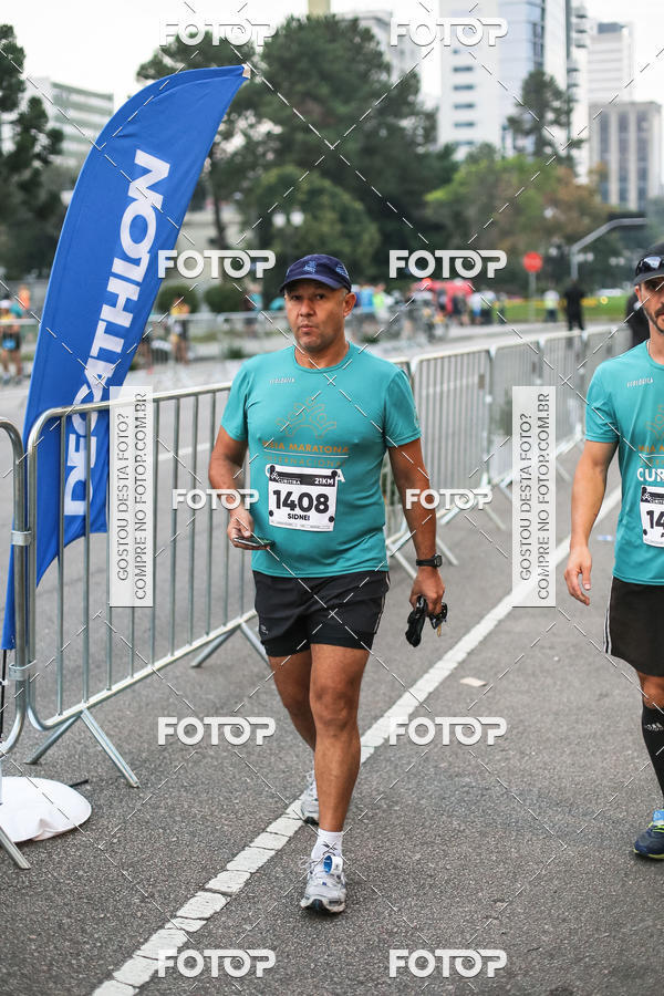 Buy your photos of the eventMeia Maratona Internacional de Curitiba 2018 on Fotop