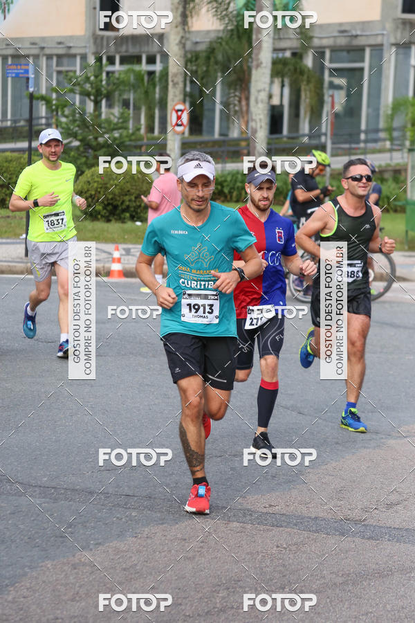 Buy your photos of the eventMeia Maratona Internacional de Curitiba 2018 on Fotop