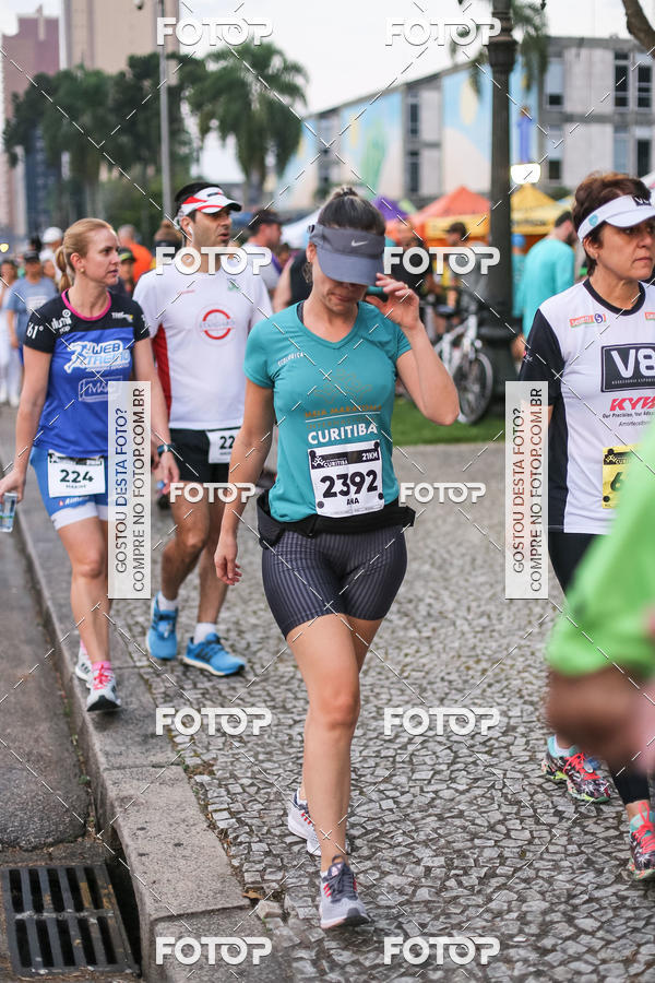 Buy your photos of the eventMeia Maratona Internacional de Curitiba 2018 on Fotop