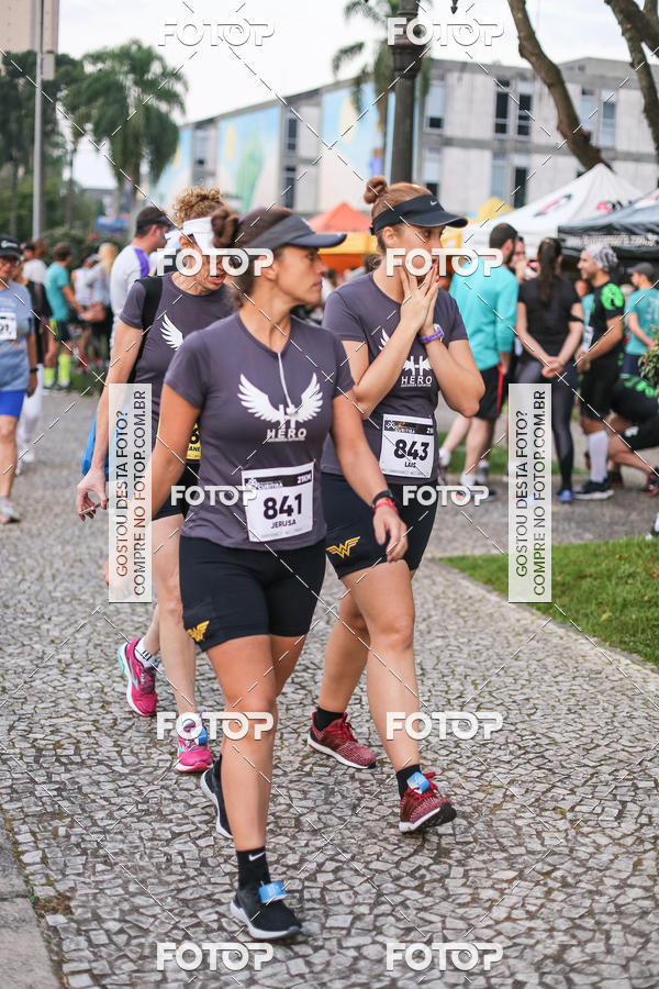 Buy your photos of the eventMeia Maratona Internacional de Curitiba 2018 on Fotop