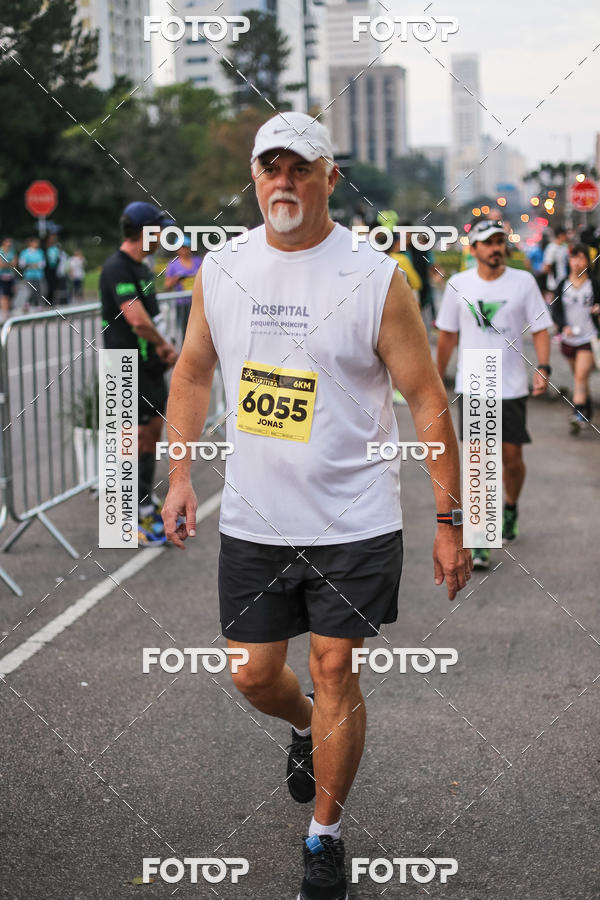 Buy your photos of the eventMeia Maratona Internacional de Curitiba 2018 on Fotop