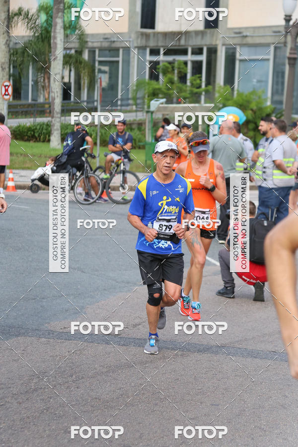 Buy your photos of the eventMeia Maratona Internacional de Curitiba 2018 on Fotop