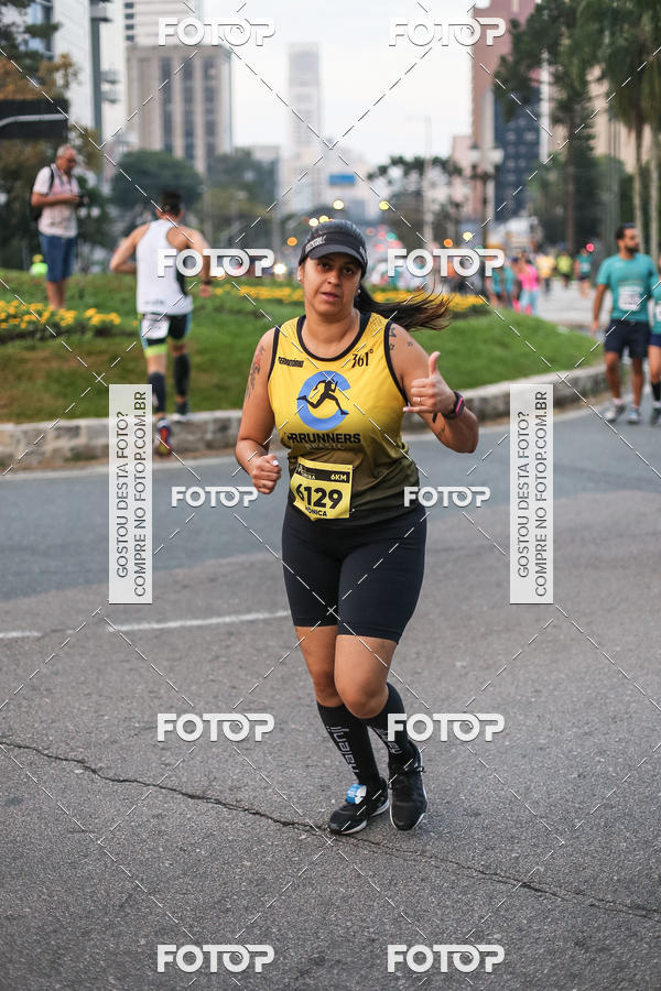 Buy your photos of the eventMeia Maratona Internacional de Curitiba 2018 on Fotop