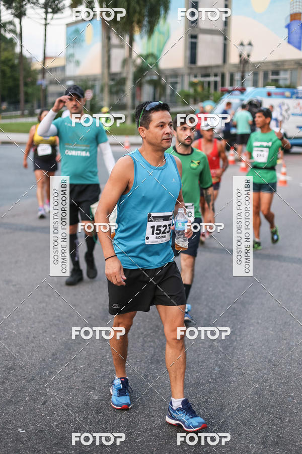 Buy your photos of the eventMeia Maratona Internacional de Curitiba 2018 on Fotop