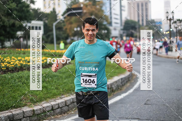 Buy your photos of the eventMeia Maratona Internacional de Curitiba 2018 on Fotop