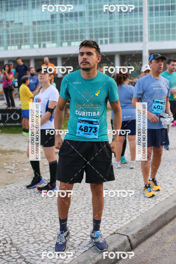 Buy your photos of the eventMeia Maratona Internacional de Curitiba 2018 on Fotop