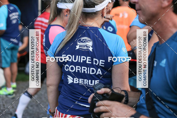 Buy your photos of the eventMeia Maratona Internacional de Curitiba 2018 on Fotop
