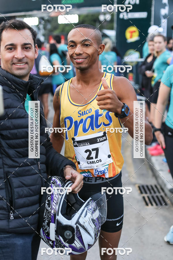 Buy your photos of the eventMeia Maratona Internacional de Curitiba 2018 on Fotop