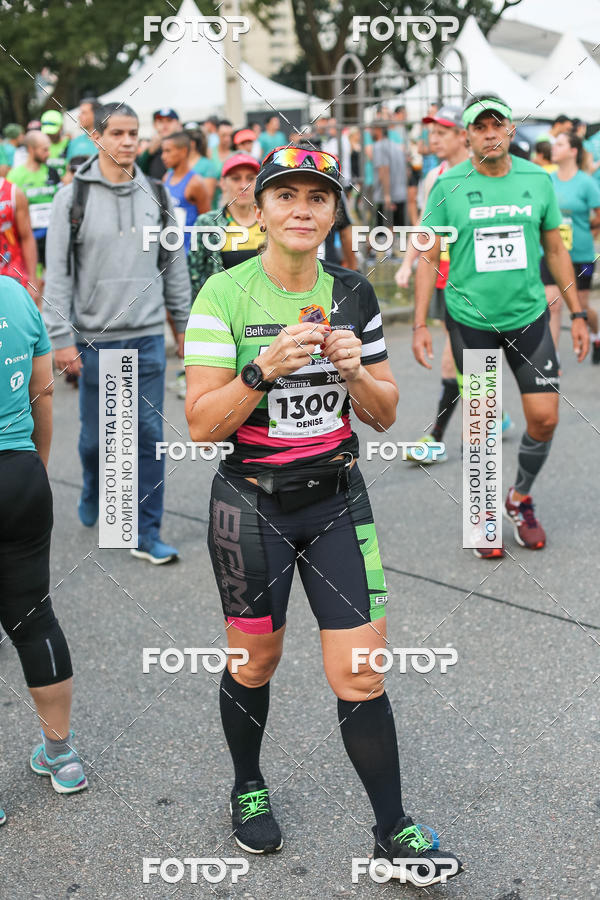 Buy your photos of the eventMeia Maratona Internacional de Curitiba 2018 on Fotop