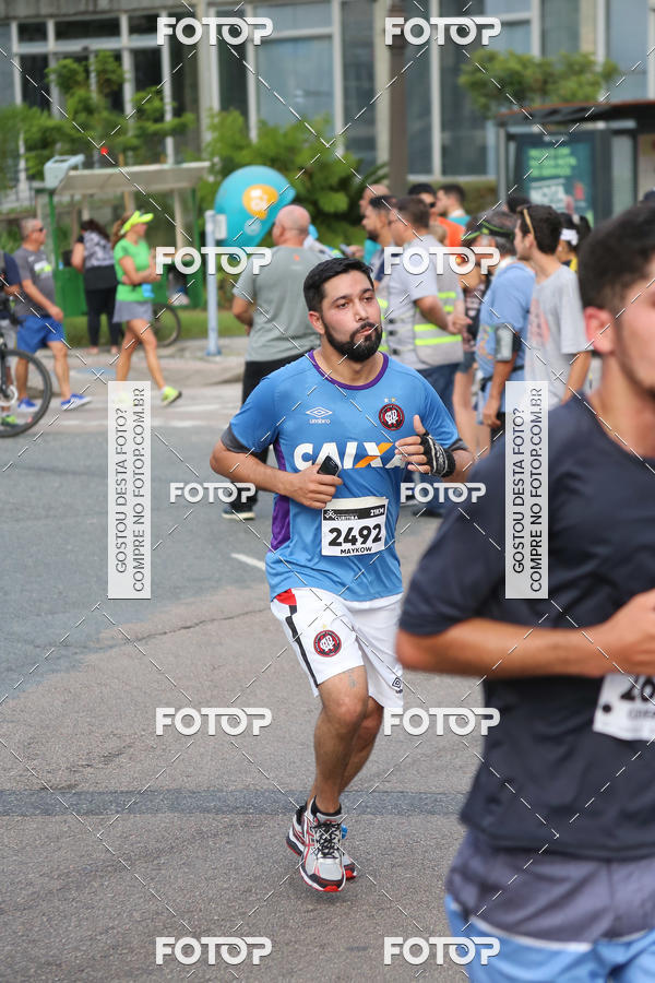 Buy your photos of the eventMeia Maratona Internacional de Curitiba 2018 on Fotop