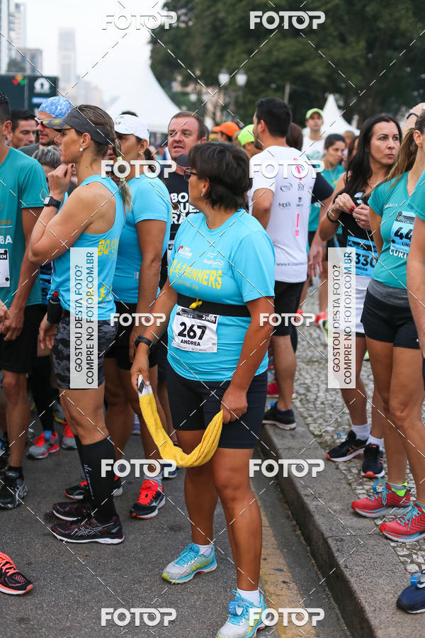 Buy your photos of the eventMeia Maratona Internacional de Curitiba 2018 on Fotop