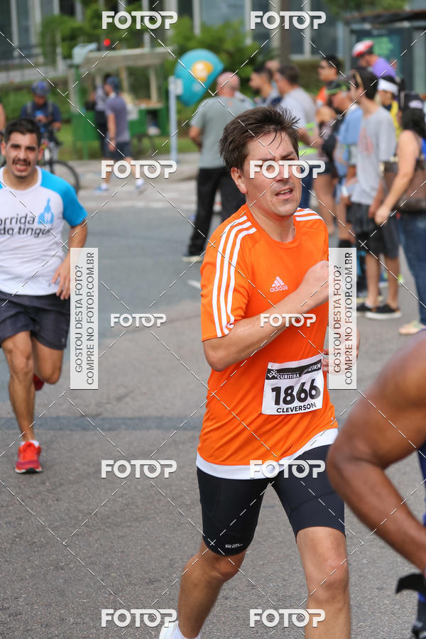 Buy your photos of the eventMeia Maratona Internacional de Curitiba 2018 on Fotop