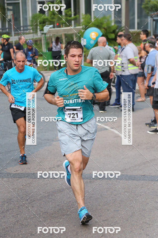 Buy your photos of the eventMeia Maratona Internacional de Curitiba 2018 on Fotop