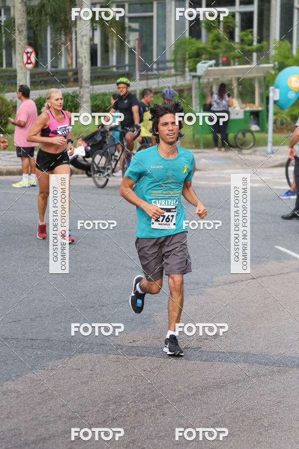 Buy your photos of the eventMeia Maratona Internacional de Curitiba 2018 on Fotop