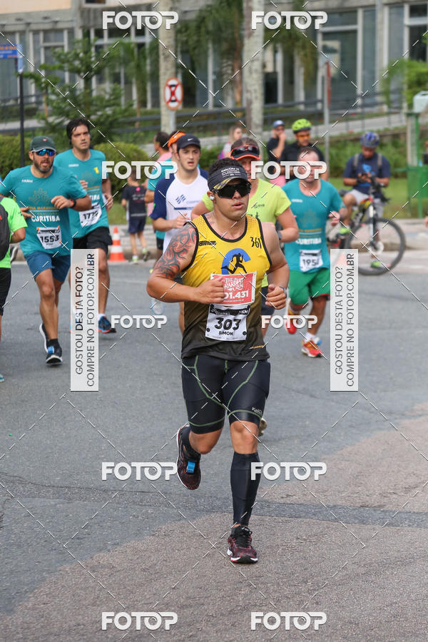 Buy your photos of the eventMeia Maratona Internacional de Curitiba 2018 on Fotop