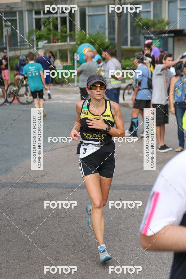Buy your photos of the eventMeia Maratona Internacional de Curitiba 2018 on Fotop