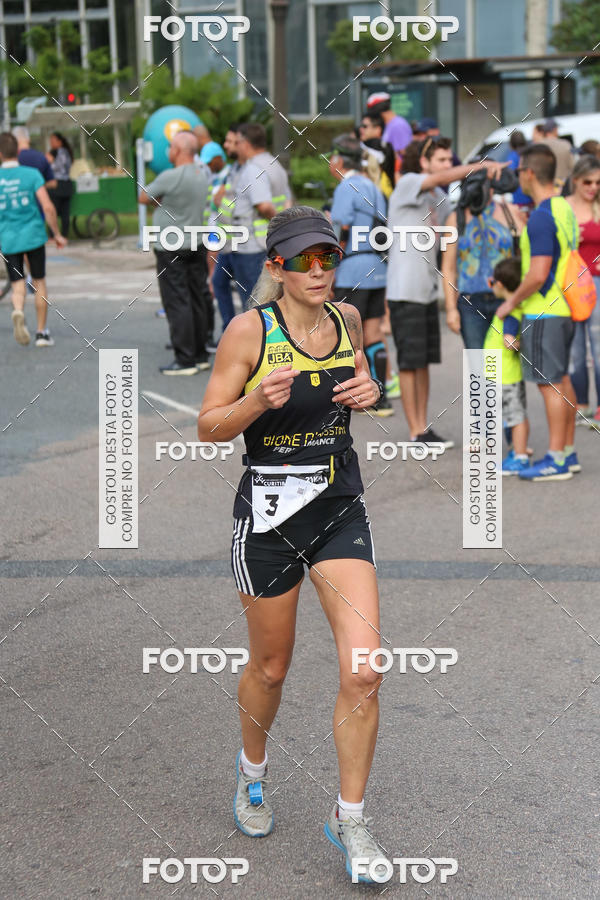 Buy your photos of the eventMeia Maratona Internacional de Curitiba 2018 on Fotop