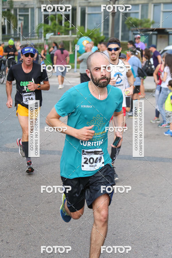Buy your photos of the eventMeia Maratona Internacional de Curitiba 2018 on Fotop