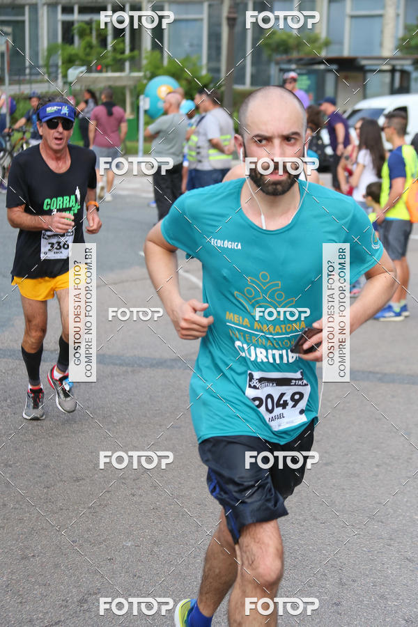 Buy your photos of the eventMeia Maratona Internacional de Curitiba 2018 on Fotop