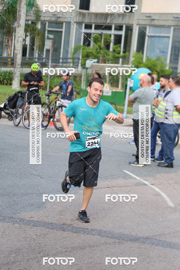 Buy your photos of the eventMeia Maratona Internacional de Curitiba 2018 on Fotop