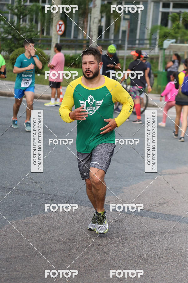 Buy your photos of the eventMeia Maratona Internacional de Curitiba 2018 on Fotop