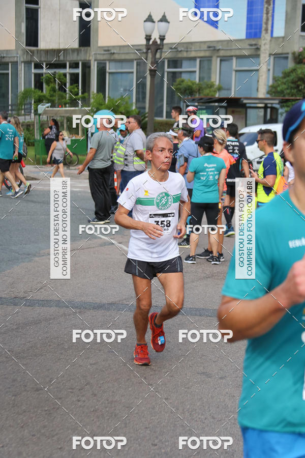 Buy your photos of the eventMeia Maratona Internacional de Curitiba 2018 on Fotop