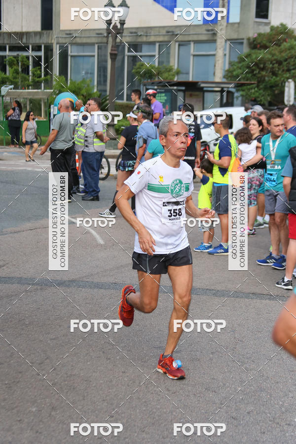 Buy your photos of the eventMeia Maratona Internacional de Curitiba 2018 on Fotop