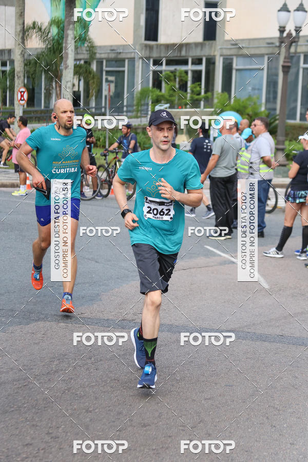 Buy your photos of the eventMeia Maratona Internacional de Curitiba 2018 on Fotop